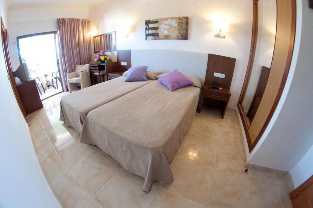Hotel Cala Gat Cala Ratjada  Exteriör bild