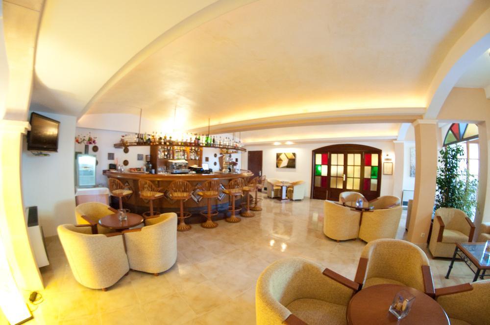 Hotel Cala Gat Cala Ratjada  Exteriör bild